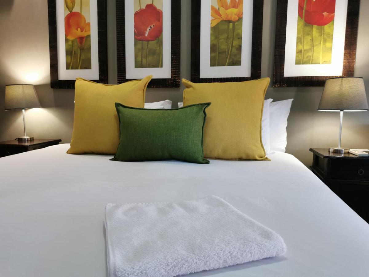 בלוויל Excellent Guest House מראה חיצוני תמונה