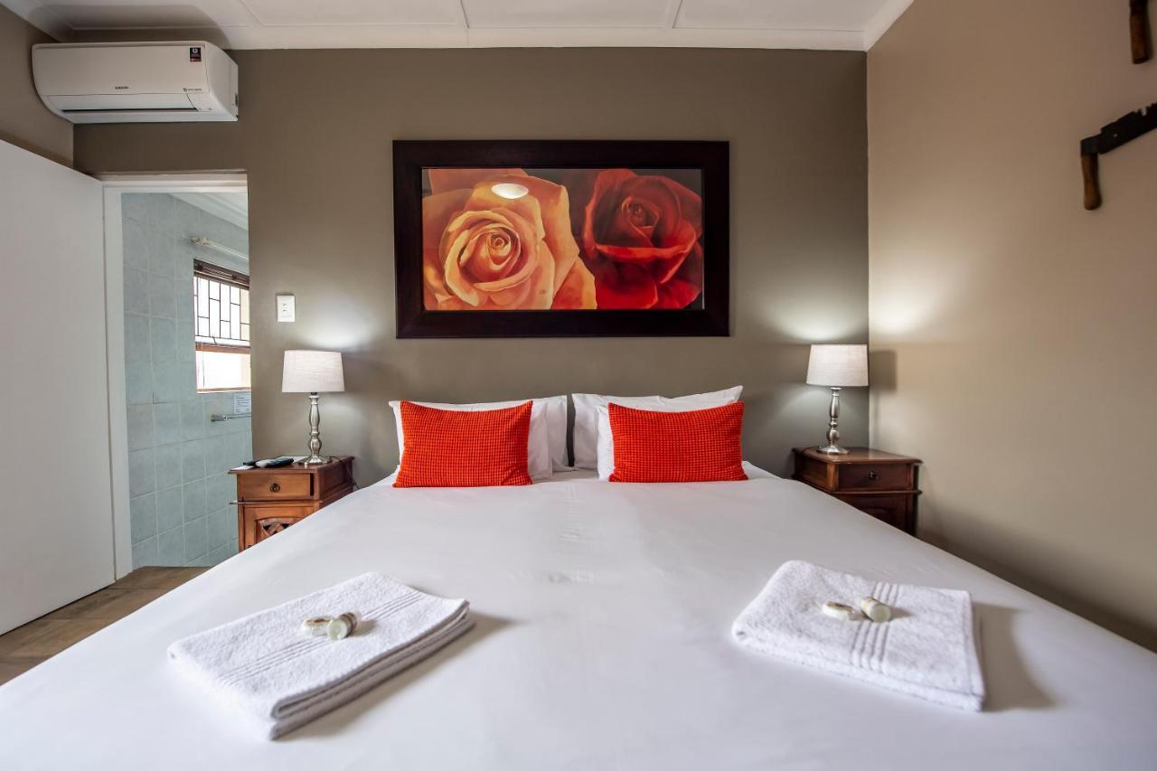 בלוויל Excellent Guest House מראה חיצוני תמונה