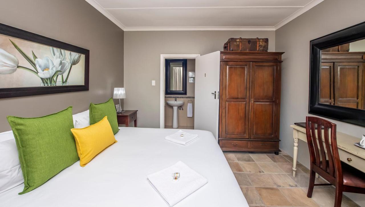 בלוויל Excellent Guest House מראה חיצוני תמונה